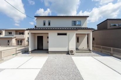 湖南市菩提寺１５号地モデルハウス